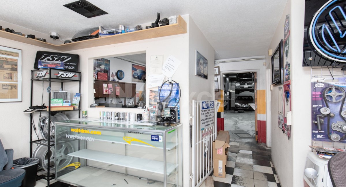 Commercial Property for Sale in Las Vegas Nevada 89115
